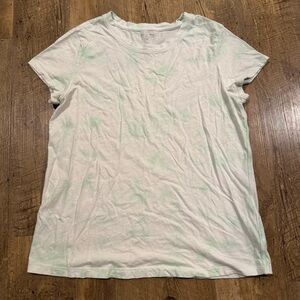Athleta White and Green Tie Dye T-Shirt Large